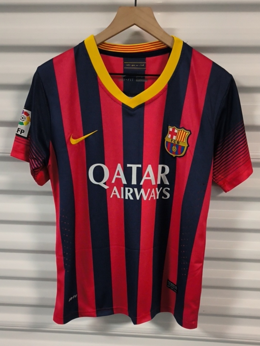 2013-2014 Nike FC Barcelona Lionel Messi #10 Football Soccer Jersey Men's Small